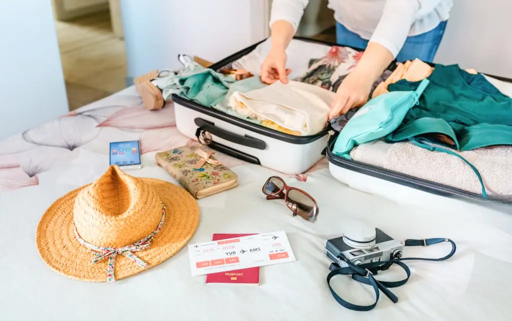 luxury travel accessories for her 1