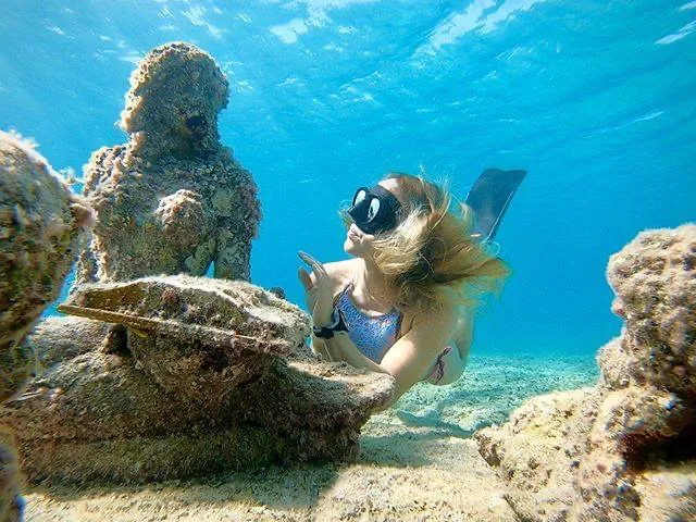 underwater garden sculptures great stirrup cay 1